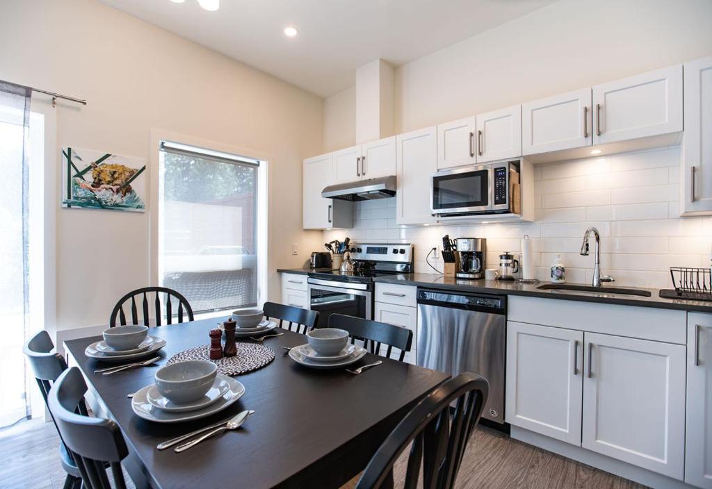 The Mac Shack By Revelstoke Vacations Exterior foto
